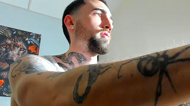 Luke davis01 online show from 03/01/25, 04:11