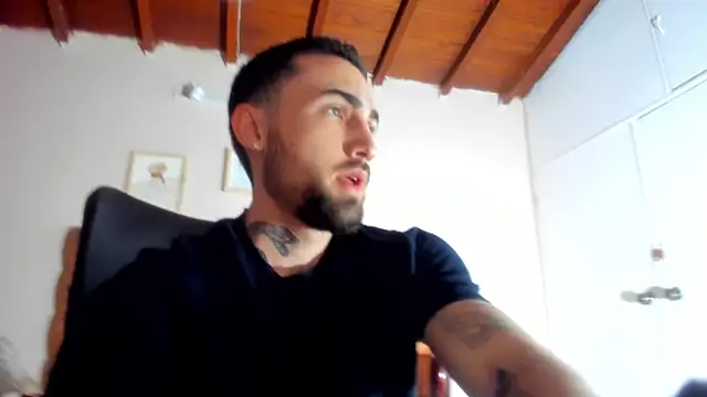 Luke davis01 online show from 03/05/25, 01:28