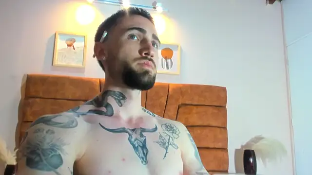 Luke davis01 online show from 03/10/25, 11:06