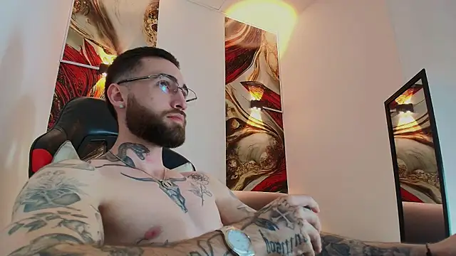 Luke davis01 online show from 11/14/25, 01:10