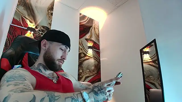 Luke davis01 online show from 01/09/26, 01:14