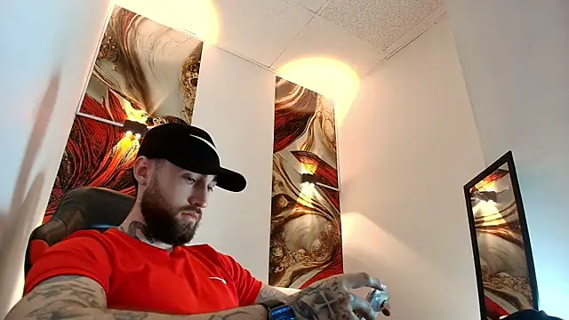 Luke davis01 online show from 04/01/26, 01:01