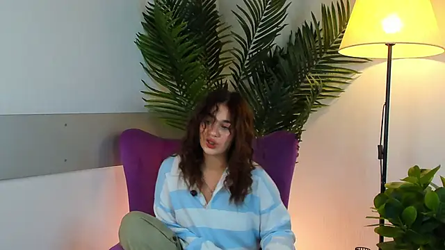 PortiaBellew online show from 02/07/25, 01:53