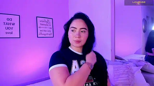 Morgan Wright online show from 04/21/26, 08:12