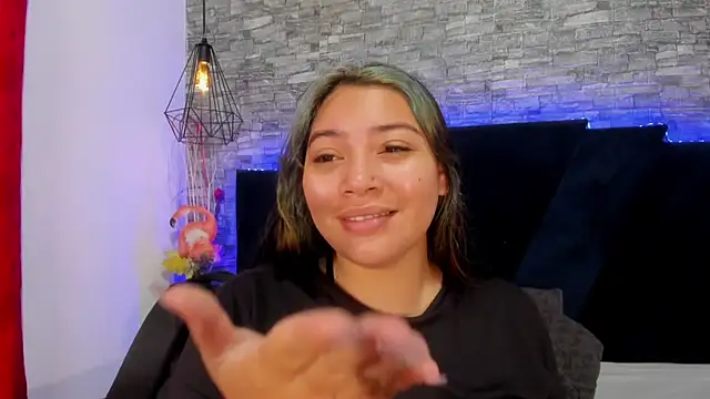 Sophia Brunett online show from 04/01/26, 11:33