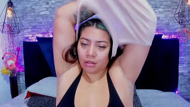 Sophia Brunett online show from 04/02/26, 11:52