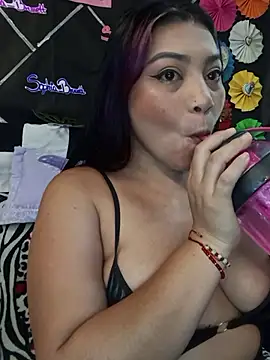 Snapshot of Sophia_Brunett chatting on 06/11/26, 07:56 Sophia Brunett online show from 06/11/26, 07:56