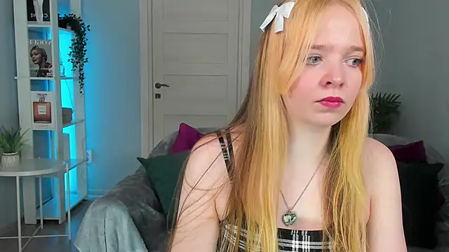 Bellla Murrr online show from 02/09/25, 06:05