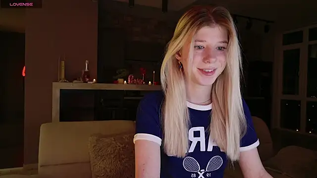 Bella amory online show from 02/26/25, 01:21