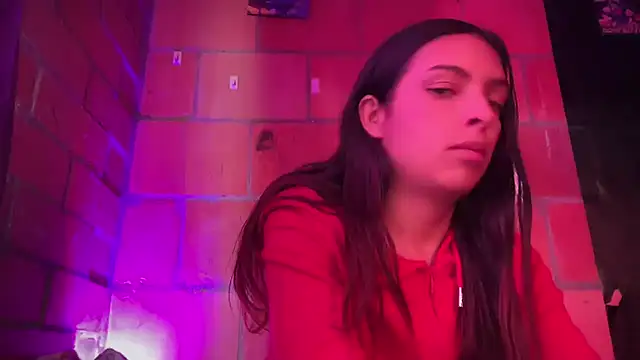 Skye Moore online show from 07/31/26, 05:56