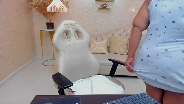 BBW CINDY online show from 02/21/25, 07:10