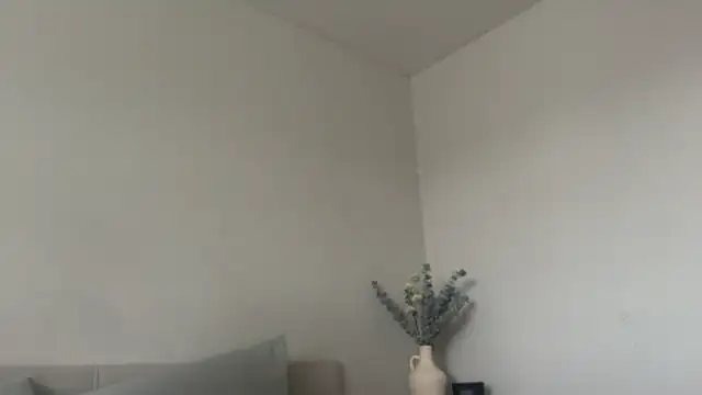 skyejde online show from 02/09/26, 01:59