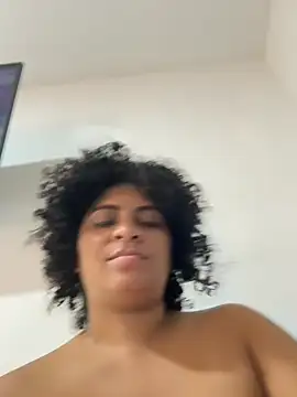 Tana latin online show from 04/18/26, 01:53