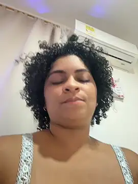 Snapshot of Tana_latin chatting on 05/08/26, 01:11 Tana latin online show from 05/08/26, 01:11