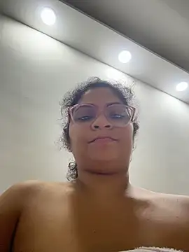 Snapshot of Tana_latin chatting on 07/25/26, 12:09 Tana latin online show from 07/25/26, 12:09