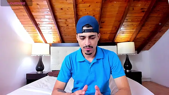 Sebastian Berne online show from 03/05/25, 07:38