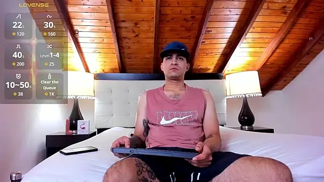 Sebastian Berne online show from 03/03/26, 07:09