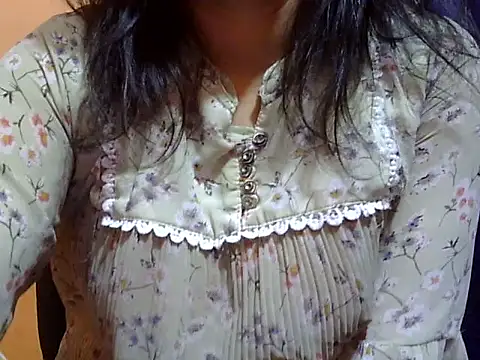 Snapshot of Your_cutiepie_ chatting on 02/20/25, 06:35 Your cutiepie online show from 02/20/25, 06:35