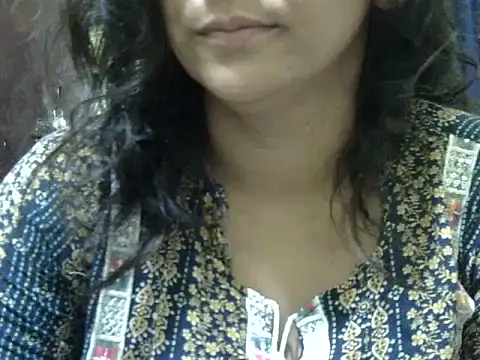 Snapshot of Your_cutiepie_ chatting on 09/11/25, 05:46 Your cutiepie online show from 09/11/25, 05:46