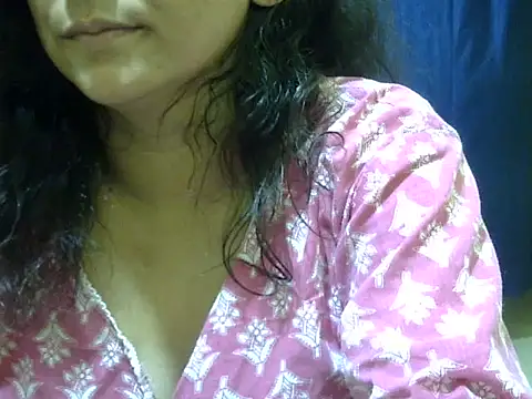 Snapshot of Your_cutiepie_ chatting on 09/17/25, 05:47 Your cutiepie online show from 09/17/25, 05:47