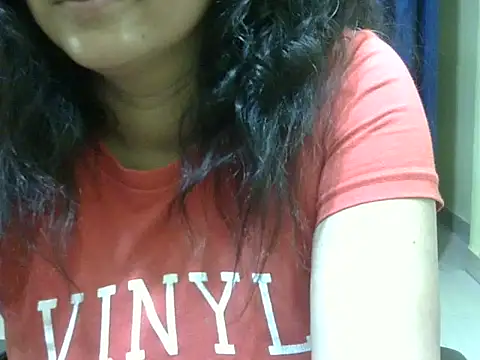 Snapshot of Your_cutiepie_ chatting on 10/08/25, 05:10 Your cutiepie online show from 10/08/25, 05:10