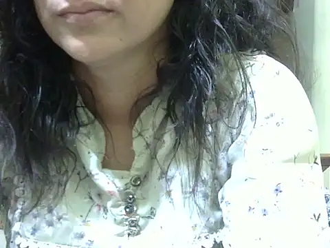 Snapshot of Your_cutiepie_ chatting on 10/17/25, 05:59 Your cutiepie online show from 10/17/25, 05:59