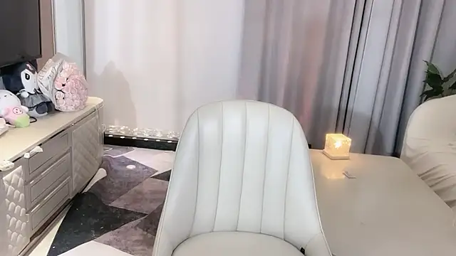 Moonccoi online show from 11/24/25, 01:11