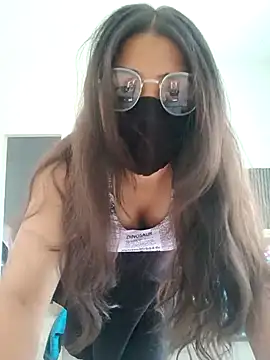 shnaz 1 online show from 04/22/26, 06:38