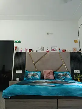 shnaz 1 online show from 07/02/26, 03:23