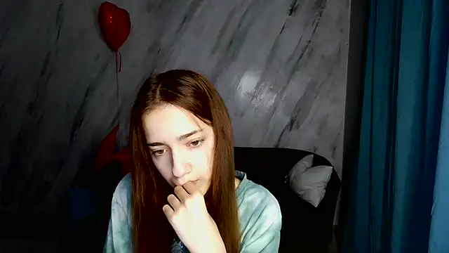 ariana helss online show from 03/03/25, 02:59