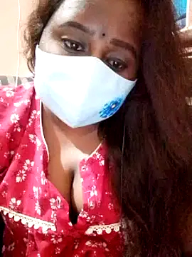 Snapshot of dolly_telugu01 chatting on 03/04/25, 10:49 dolly telugu01 online show from 03/04/25, 10:49