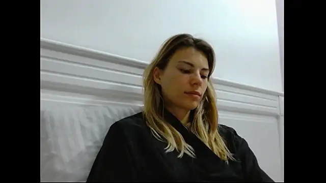 Goddess Lia online show from 02/06/25, 03:48