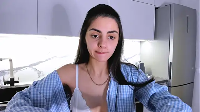 EmiliaZen online show from 02/19/25, 02:34