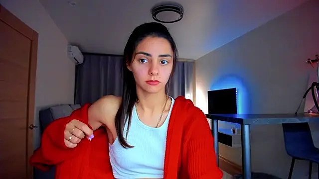 EmiliaZen online show from 10/01/25, 04:57