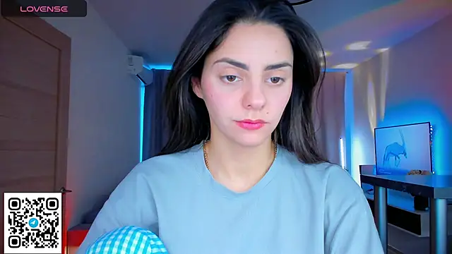 EmiliaZen online show from 02/17/26, 02:02