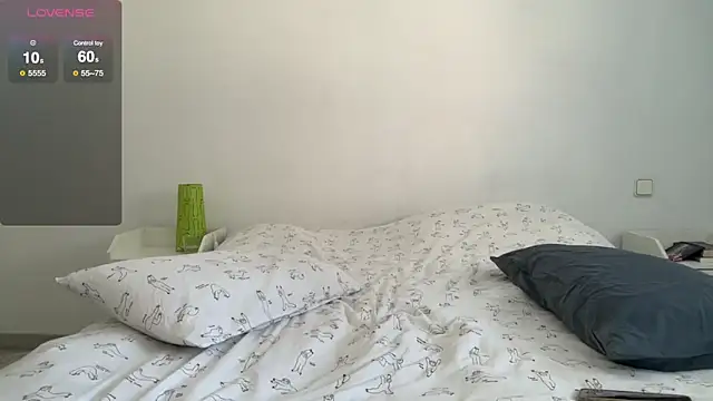 Snapshot of xdaisyhansen chatting on 02/25/25, 11:08 xdaisyhansen online show from 02/25/25, 11:08