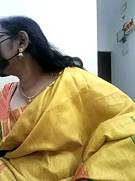 Snapshot of niiveditha chatting on 02/08/25, 07:05 niiveditha online show from 02/08/25, 07:05