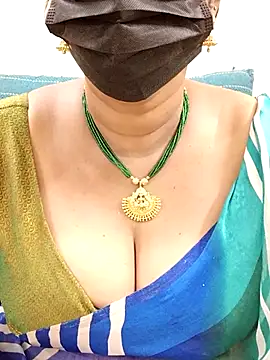 Snapshot of niiveditha chatting on 02/17/25, 07:53 niiveditha online show from 02/17/25, 07:53