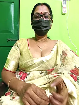 Snapshot of niiveditha chatting on 02/25/25, 02:11 niiveditha online show from 02/25/25, 02:11