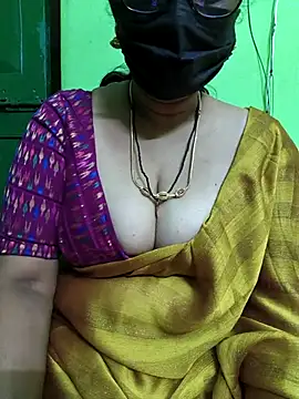 Snapshot of niiveditha chatting on 03/07/25, 04:35 niiveditha online show from 03/07/25, 04:35