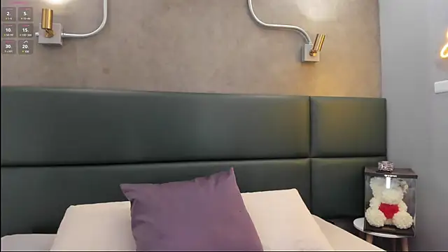 Zoee monroe online show from 02/08/25, 04:36