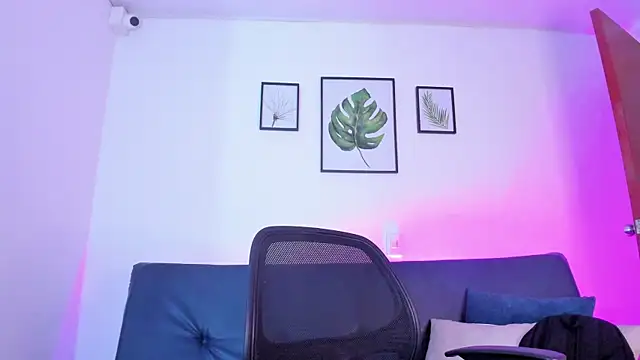 Tatianaaxh online show from 03/04/25, 08:27