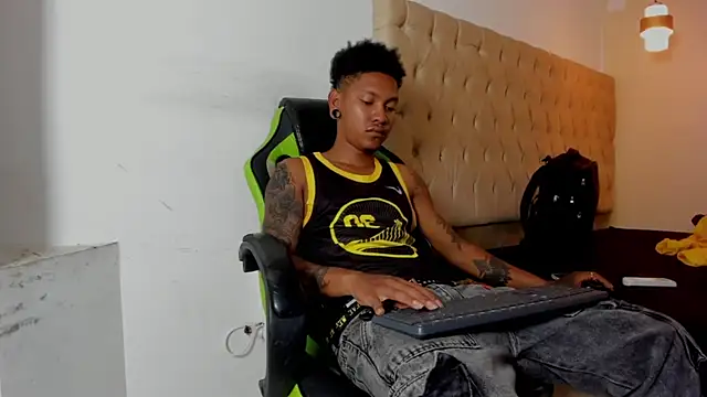 blackdirty420 online show from 10/16/25, 07:37