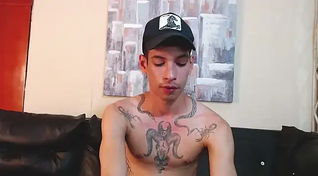 Snapshot of biigjhonny chatting on 02/12/25, 05:37 biigjhonny online show from 02/12/25, 05:37