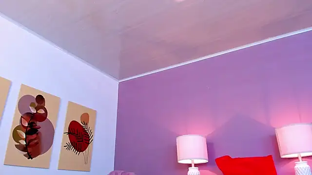 scarlet edwars online show from 02/11/25, 06:11