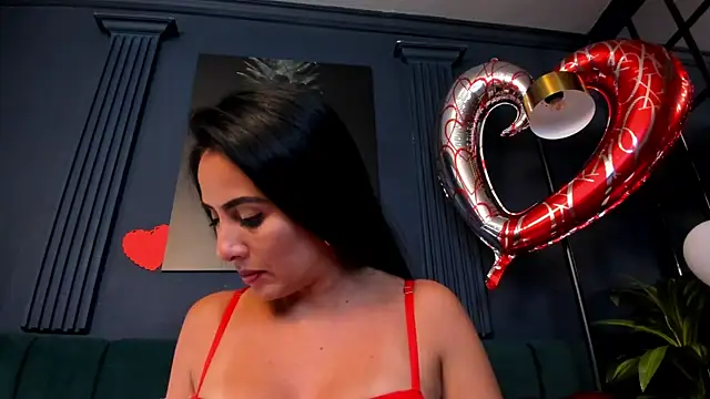 scarlet edwars online show from 02/14/25, 10:14