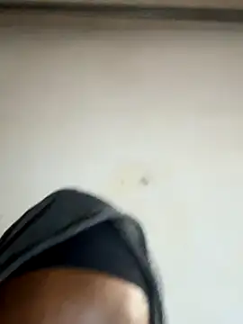 OneWhoBringsJoy online show from 11/09/25, 11:52