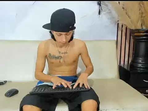 LucioDelDuque online show from 02/06/25, 06:51