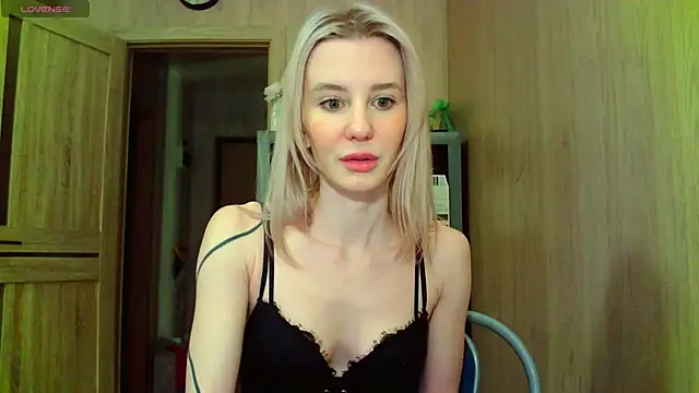 Caramel piegirl online show from 02/15/25, 06:23