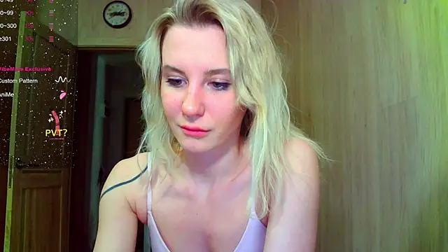 Caramel piegirl online show from 04/21/26, 10:12